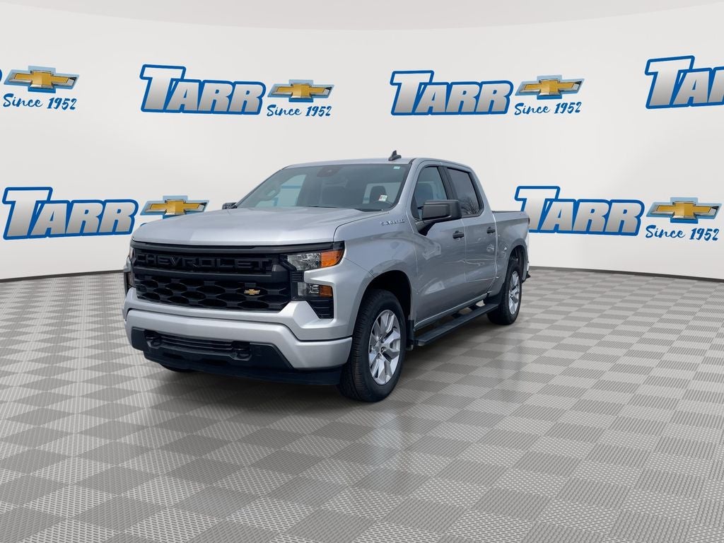 View vehicle photo 4