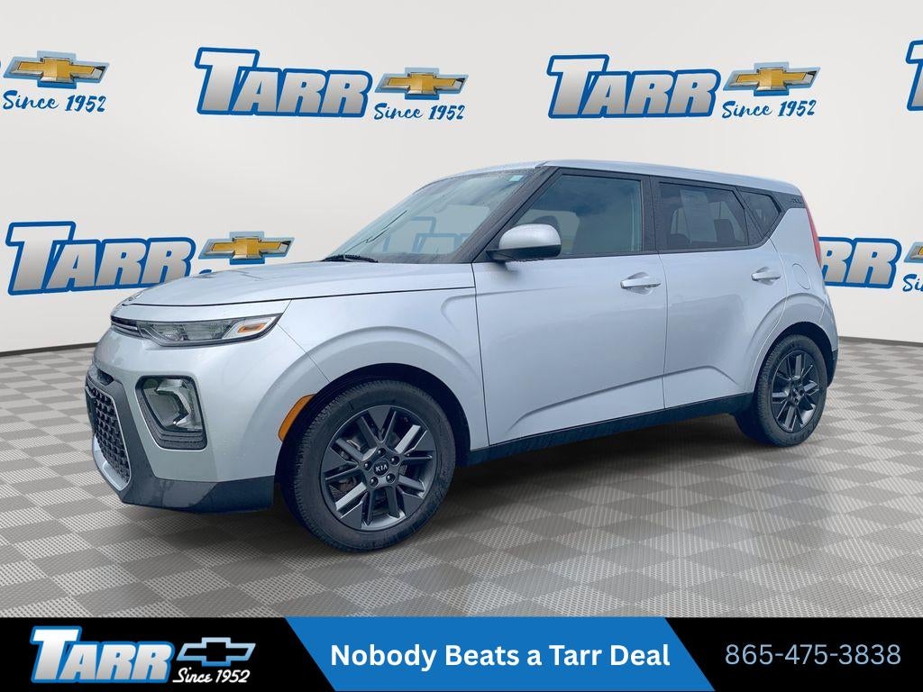 Sparkling Silve 2021 Kia Soul SUV / Crossover Front-Wheel Drive 