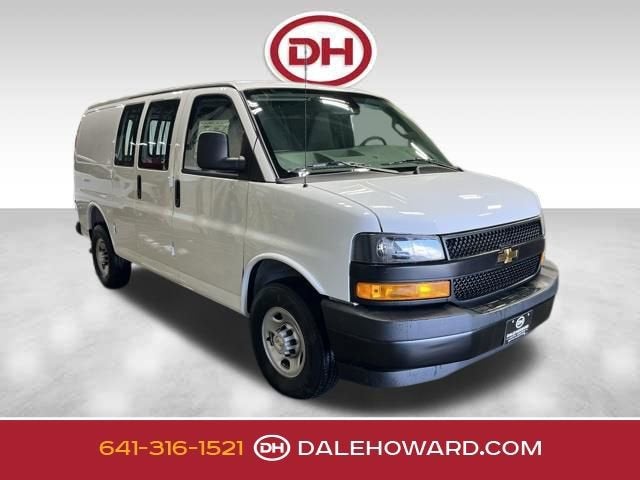 Summit White 2026 Chevrolet Express Cargo 2500 RWD Van Rear-Wheel Drive Automatic