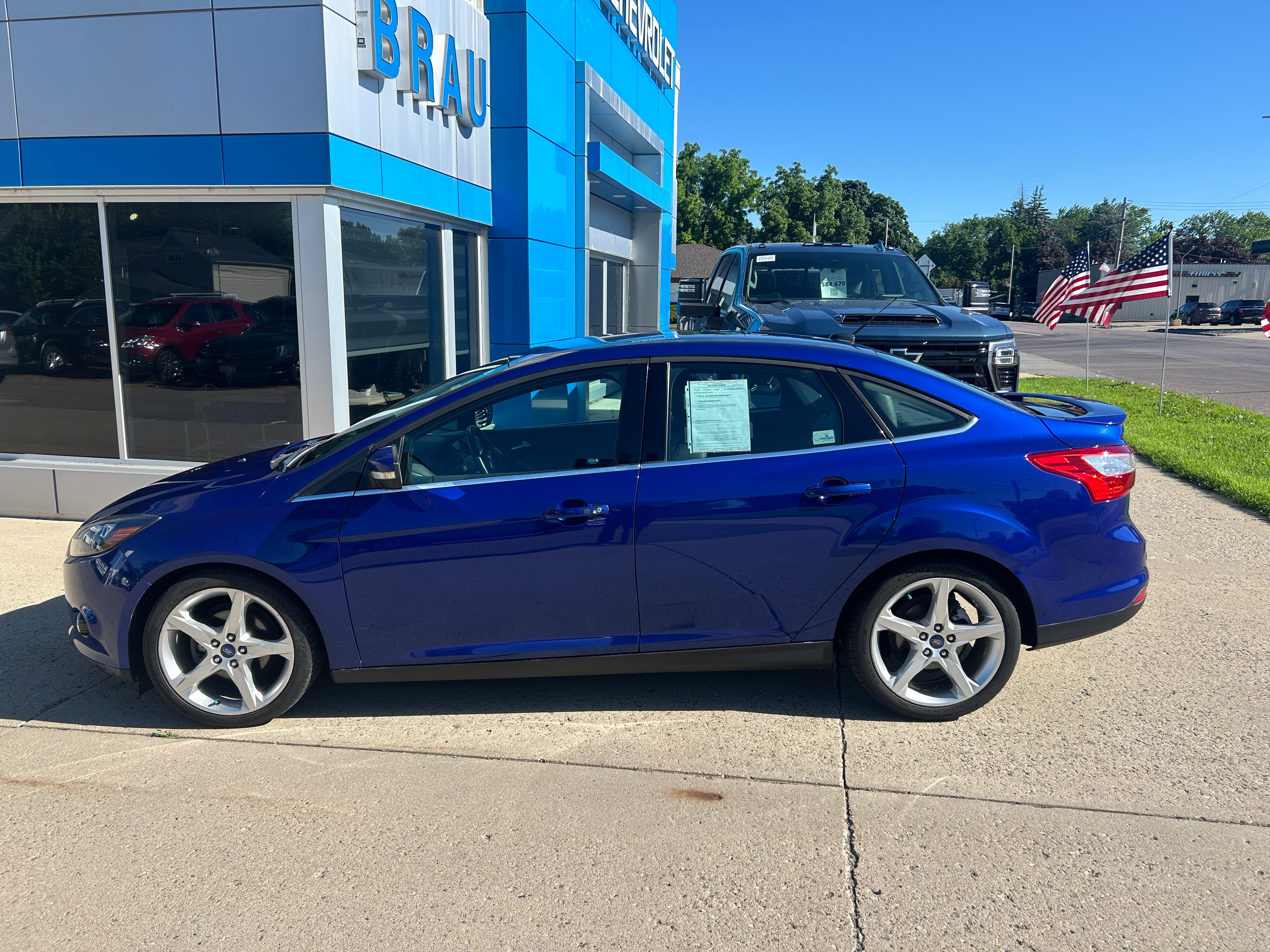  2012 Ford Focus Sedan Front-Wheel Drive Automatic