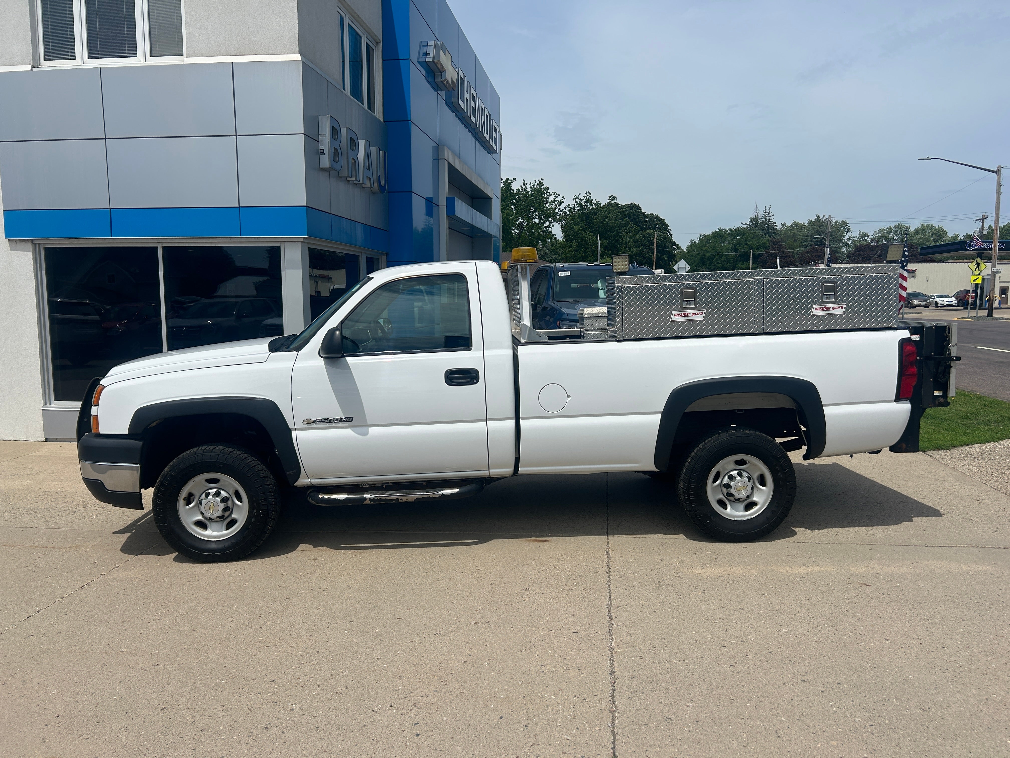Summit White 2006 Chevrolet Silverado 2500HD Work Truck Regular Cab LB 4WD Pickup Truck Four-Wheel Drive Automatic
