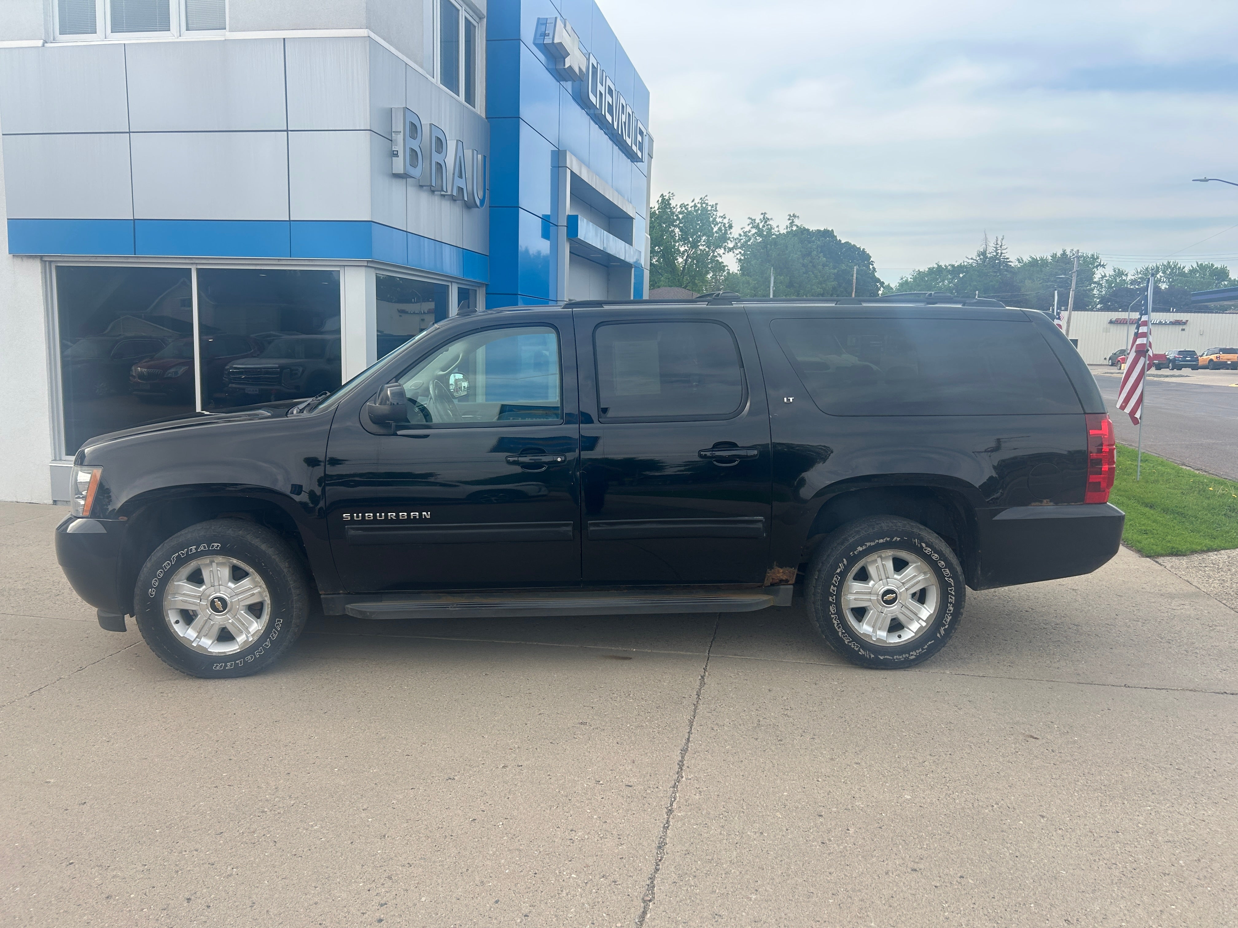Black 2012 Chevrolet Suburban SUV / Crossover Four-Wheel Drive Automatic