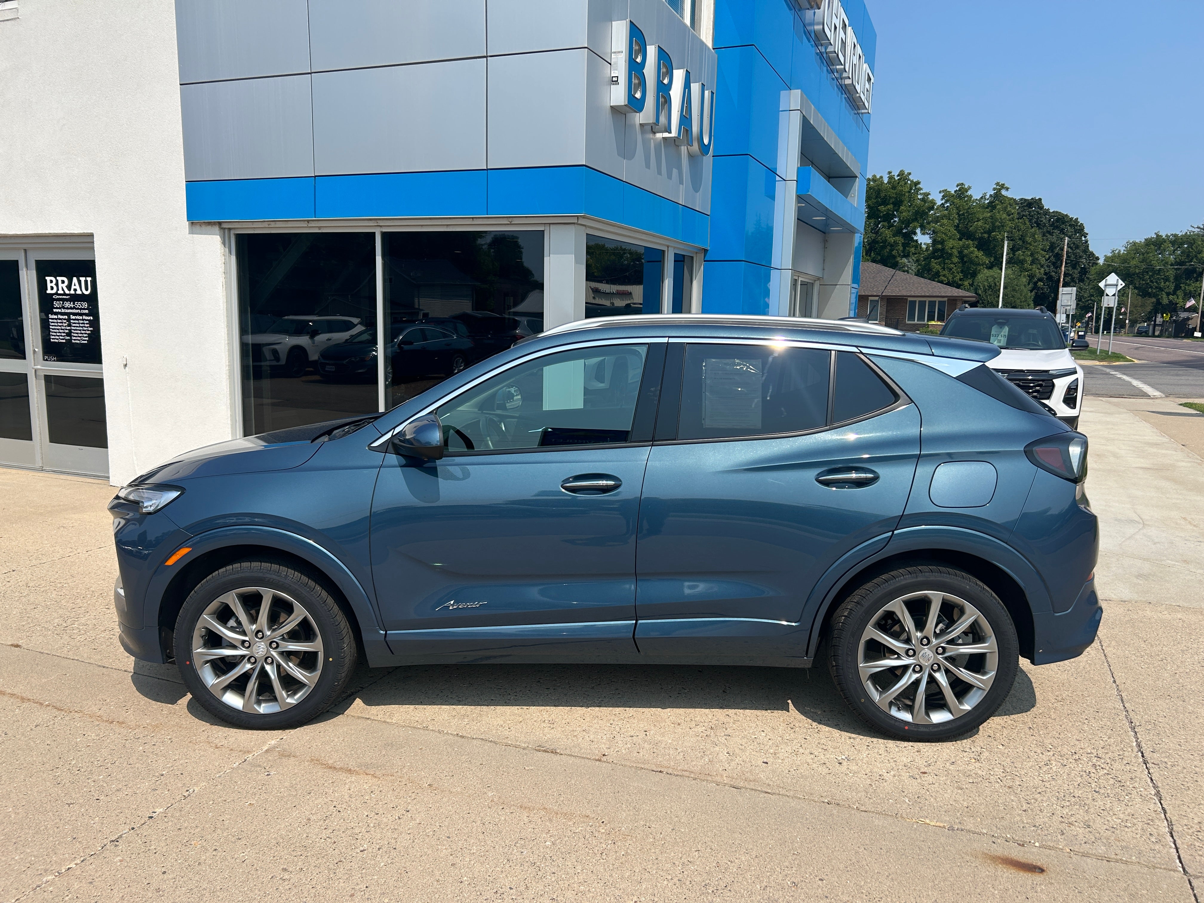  2024 Buick Encore GX Avenir AWD   