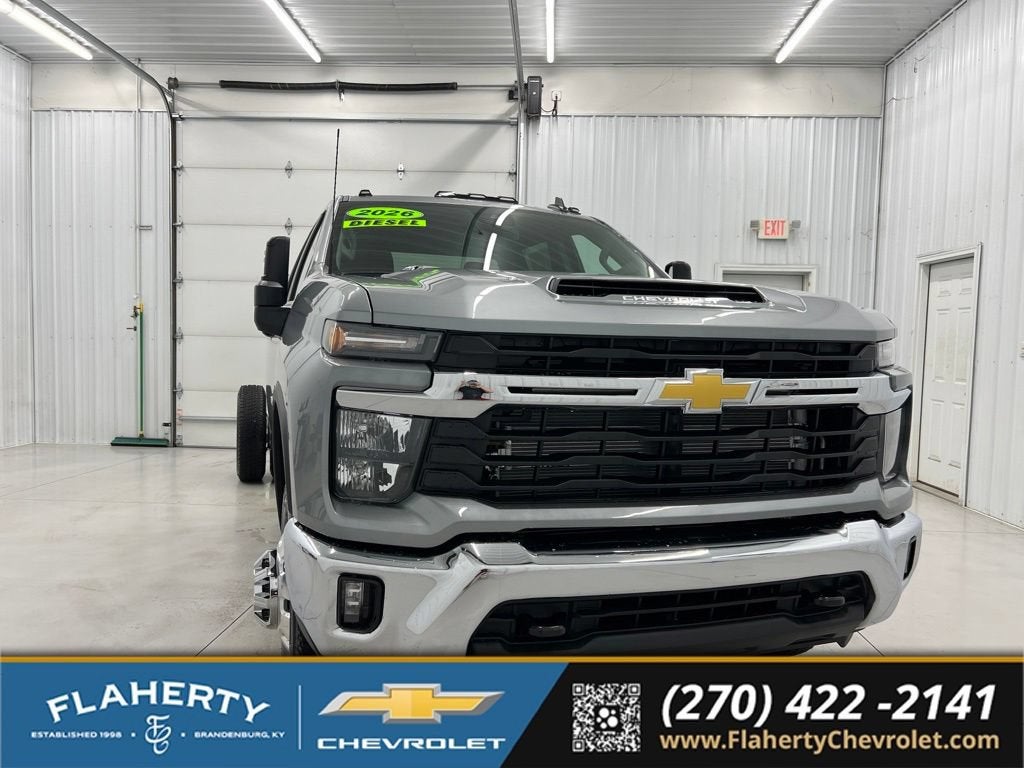 Sterling Gray Metallic 2026 Chevrolet Silverado 3500HD Pickup Truck Four-Wheel Drive Automatic