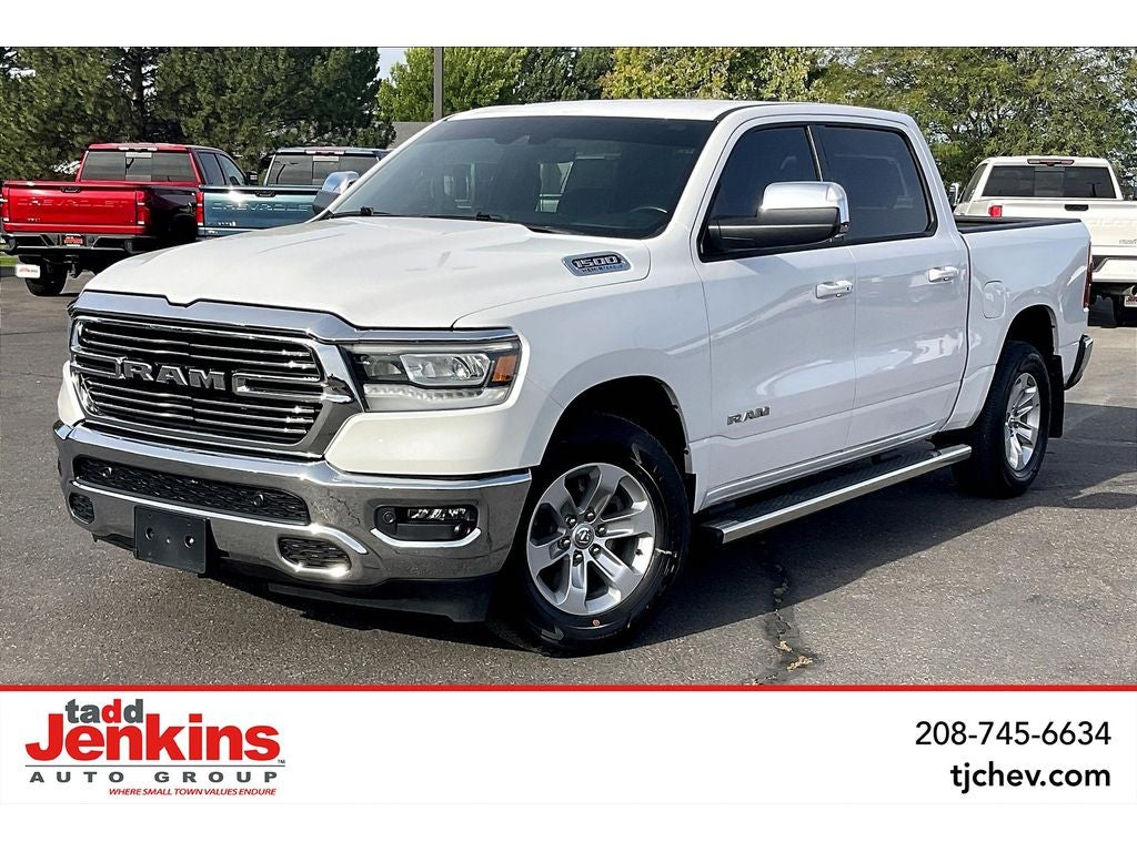 2023 RAM 1500 Laramie Crew Cab 4WD
