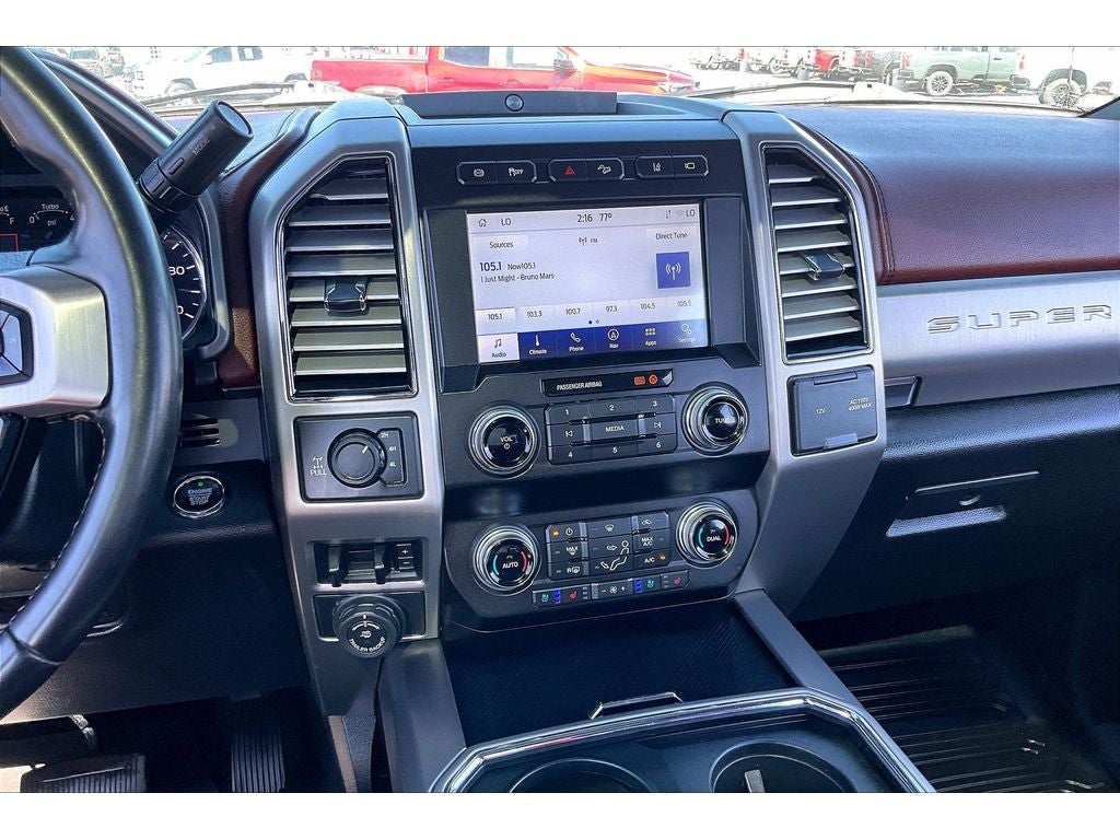 View vehicle photo 7