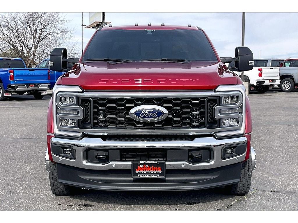 View vehicle photo 3