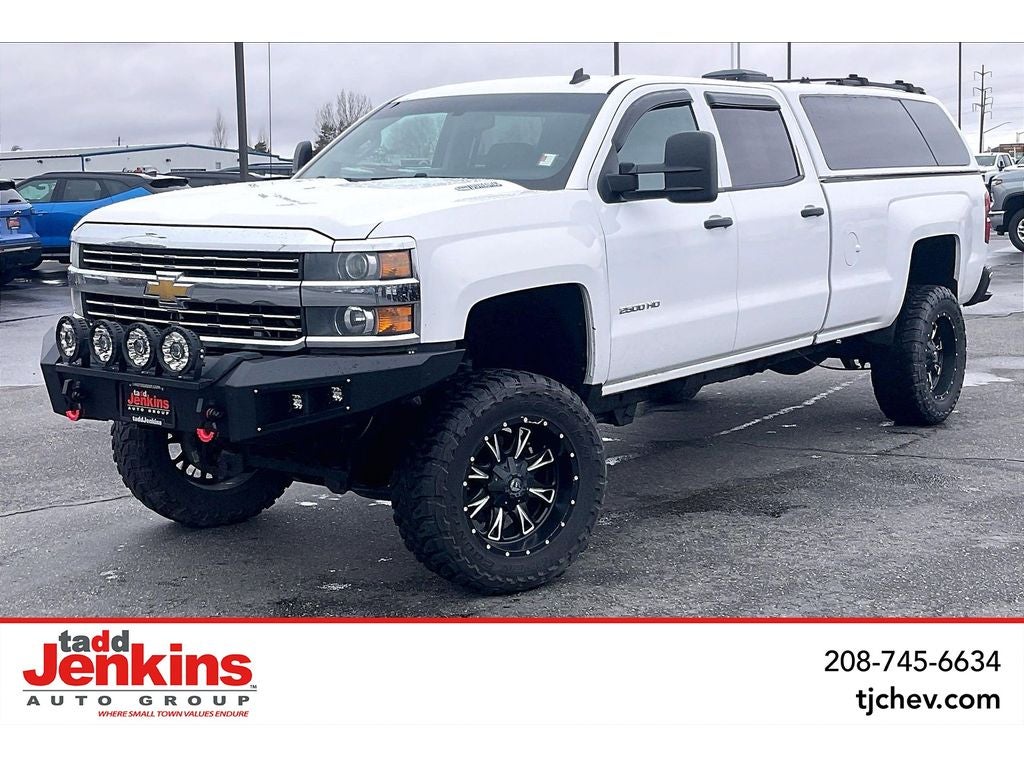 2015 Chevrolet Silverado 2500HD LT Crew Cab 4WD