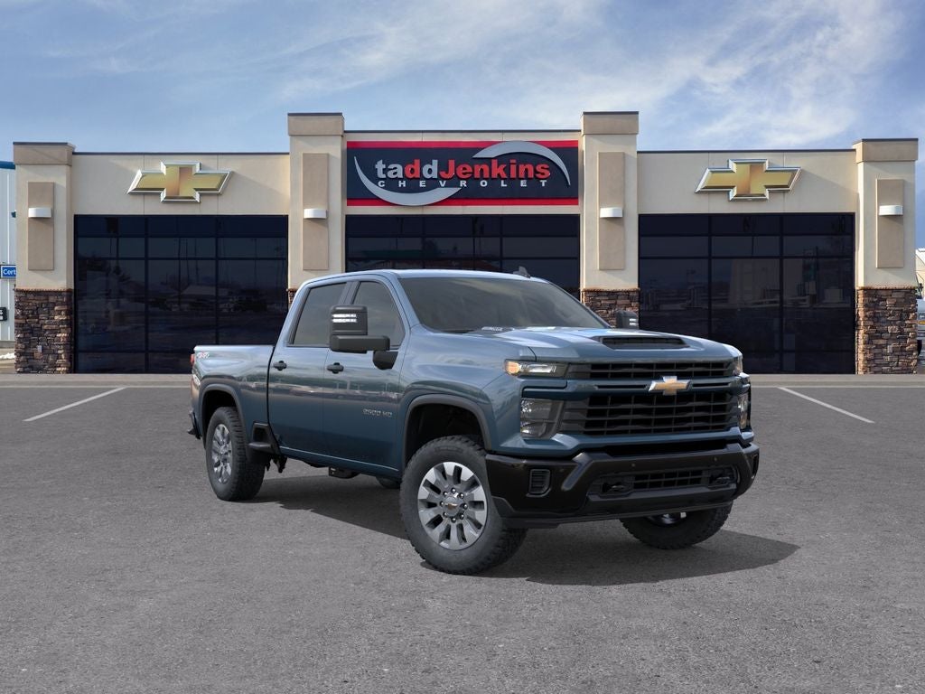 Lakeshore Blue Metallic 2026 Chevrolet Silverado 2500HD Custom Crew Cab 4WD Pickup Truck Four-Wheel Drive Automatic