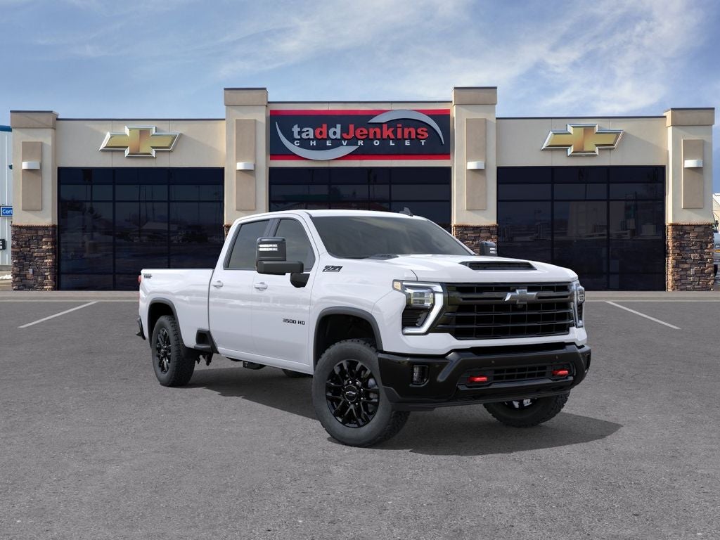 Summit White 2026 Chevrolet Silverado 3500HD Pickup Truck Four-Wheel Drive Automatic