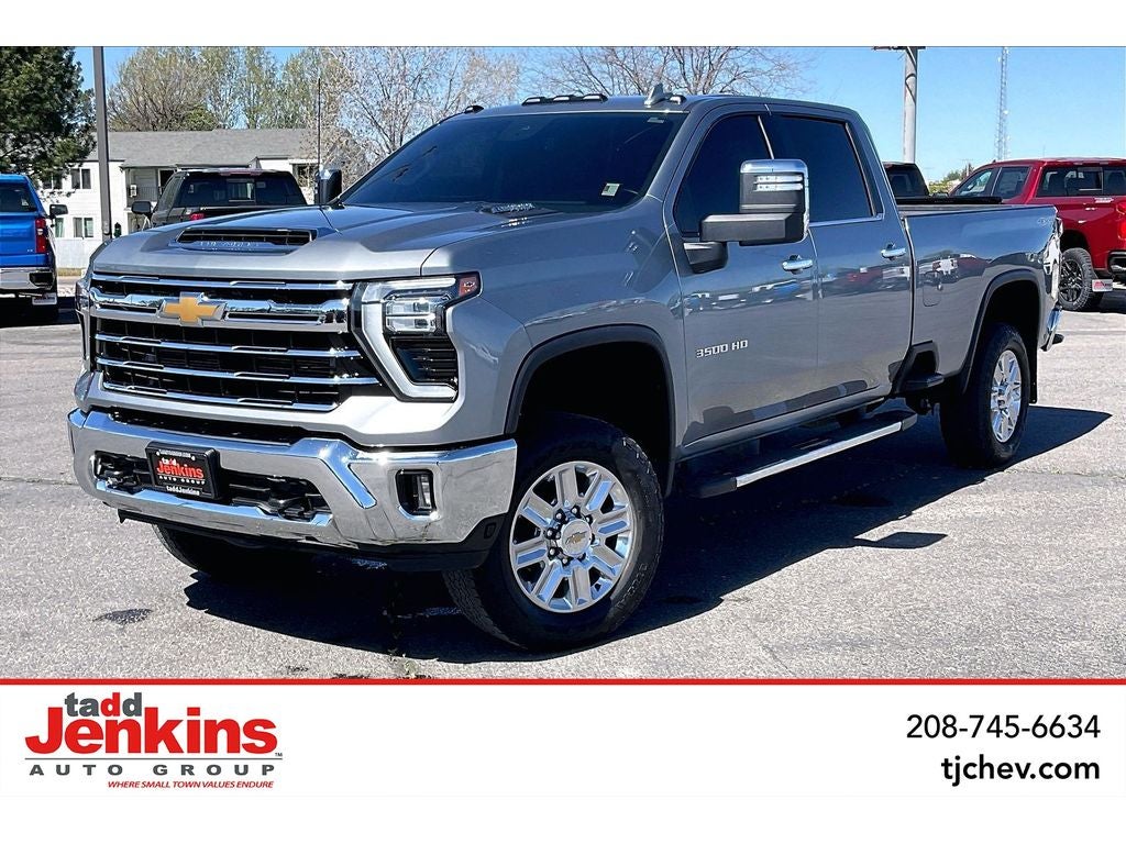 Sterling Gray Metallic 2025 Chevrolet Silverado 3500HD LTZ Crew Cab 4WD Pickup Truck Four-Wheel Drive Automatic
