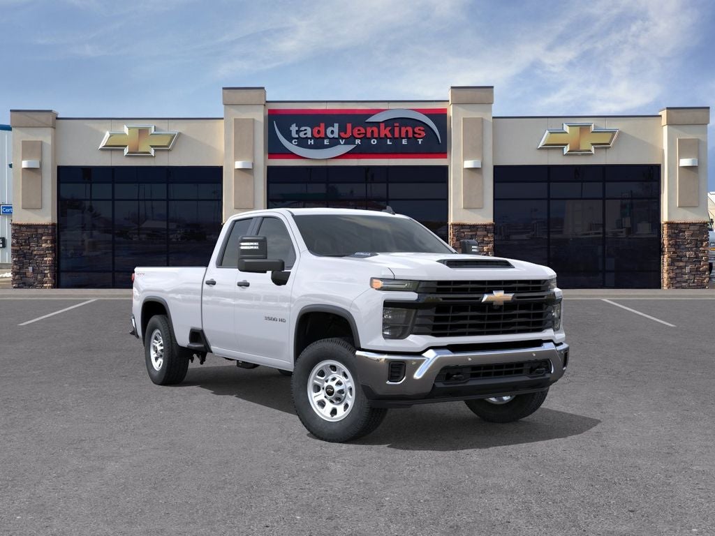 Summit White 2026 Chevrolet Silverado 3500HD Pickup Truck Four-Wheel Drive Automatic