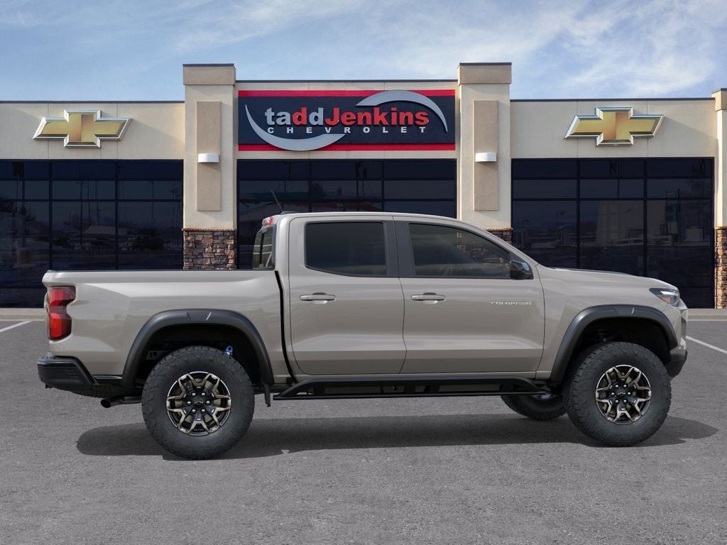 View vehicle photo 5
