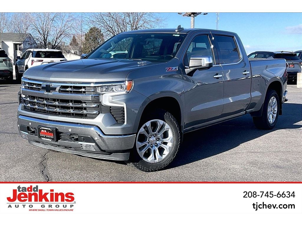 2023 Chevrolet Silverado 1500 LTZ Crew Cab 4WD