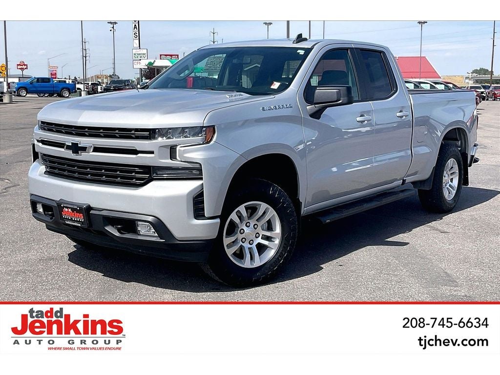 Silver Ice Metallic 2022 Chevrolet Silverado 1500 Pickup Truck Four-Wheel Drive Automatic
