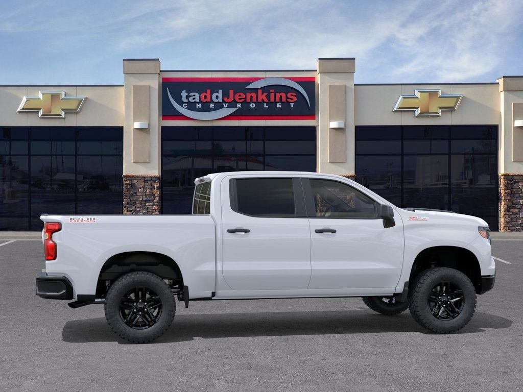 View vehicle photo 5