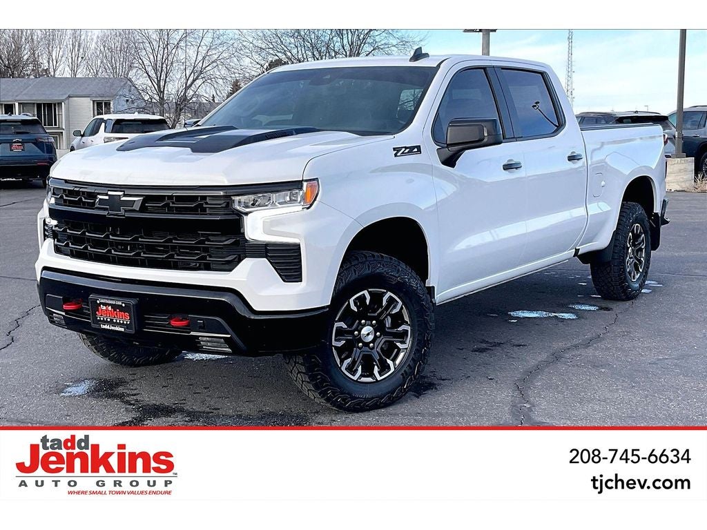 Summit White 2025 Chevrolet Silverado 1500 LT Trail Boss Crew Cab 4WD Pickup Truck Four-Wheel Drive Automatic