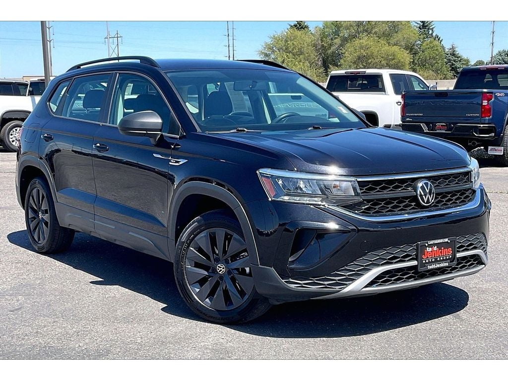 View vehicle photo 2