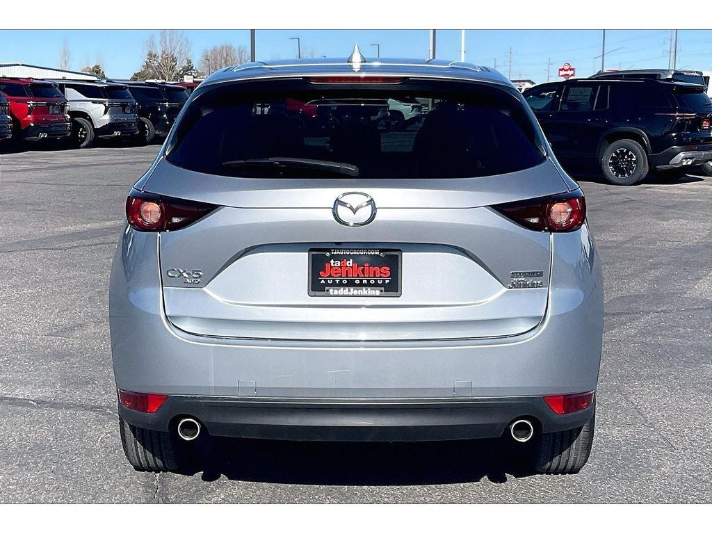 View vehicle photo 4