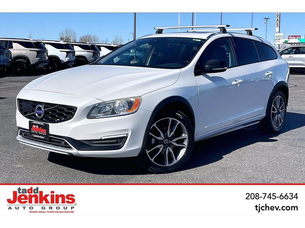 2016 Volvo V60 Cross Country