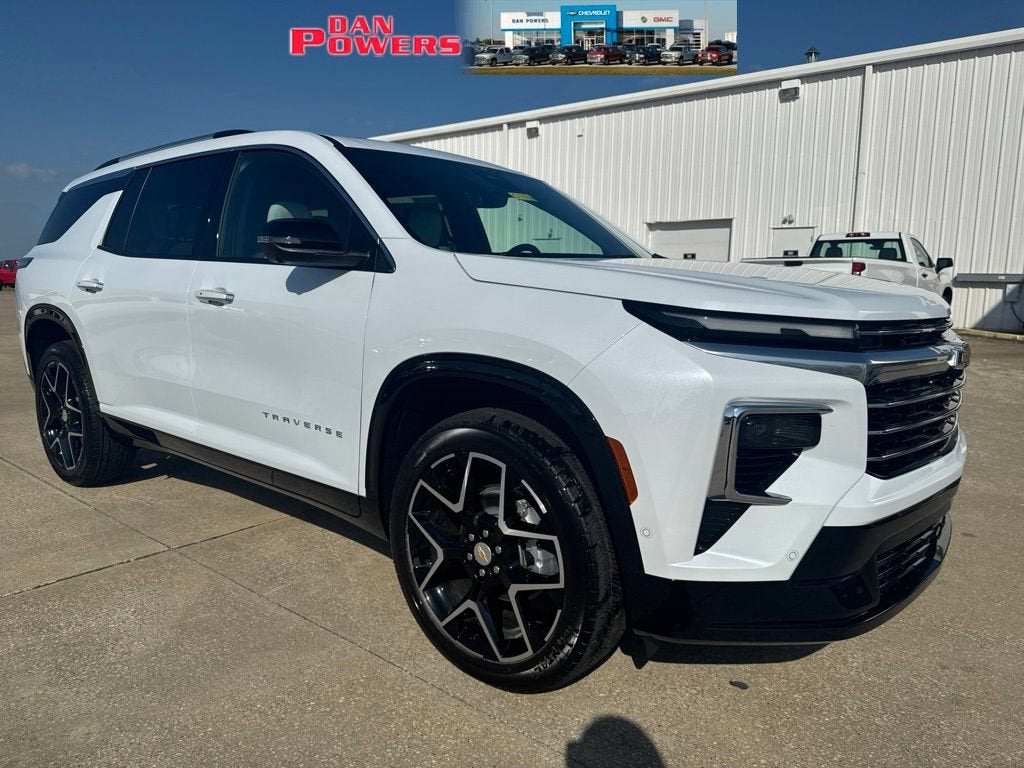 Polar White Tricoat 2026 Chevrolet Traverse SUV / Crossover Four-Wheel Drive Automatic
