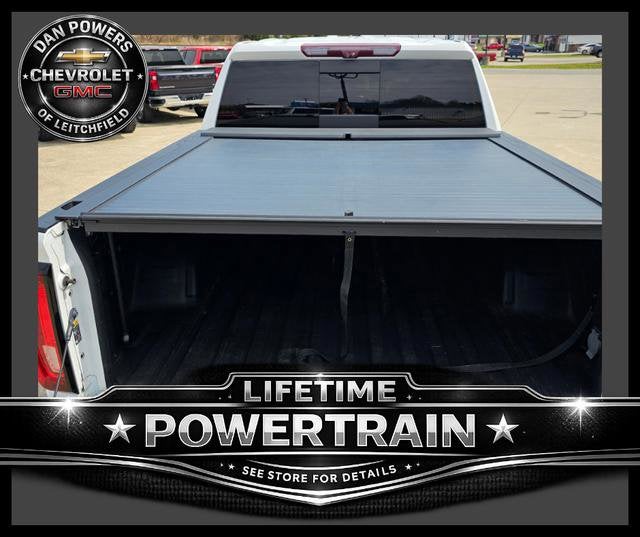 View vehicle photo 6