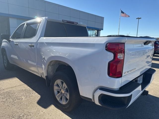 View vehicle photo 4