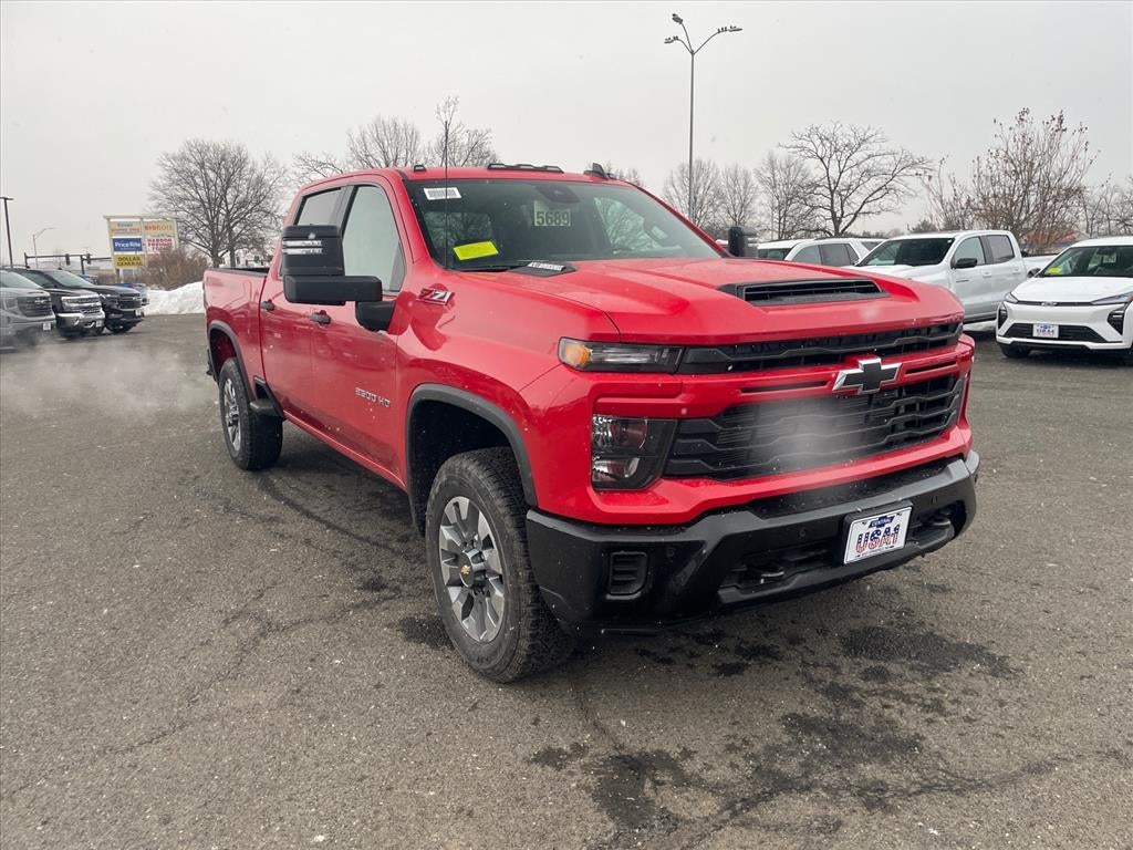 View vehicle photo 7