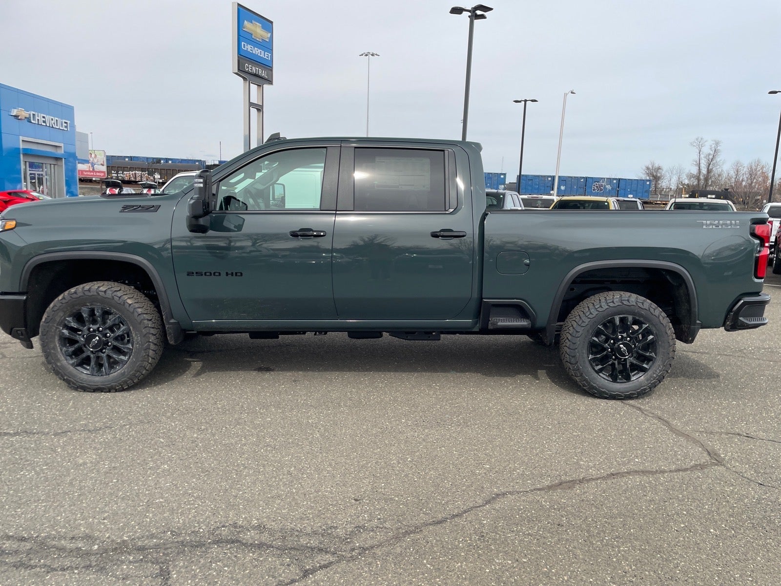 View vehicle photo 2