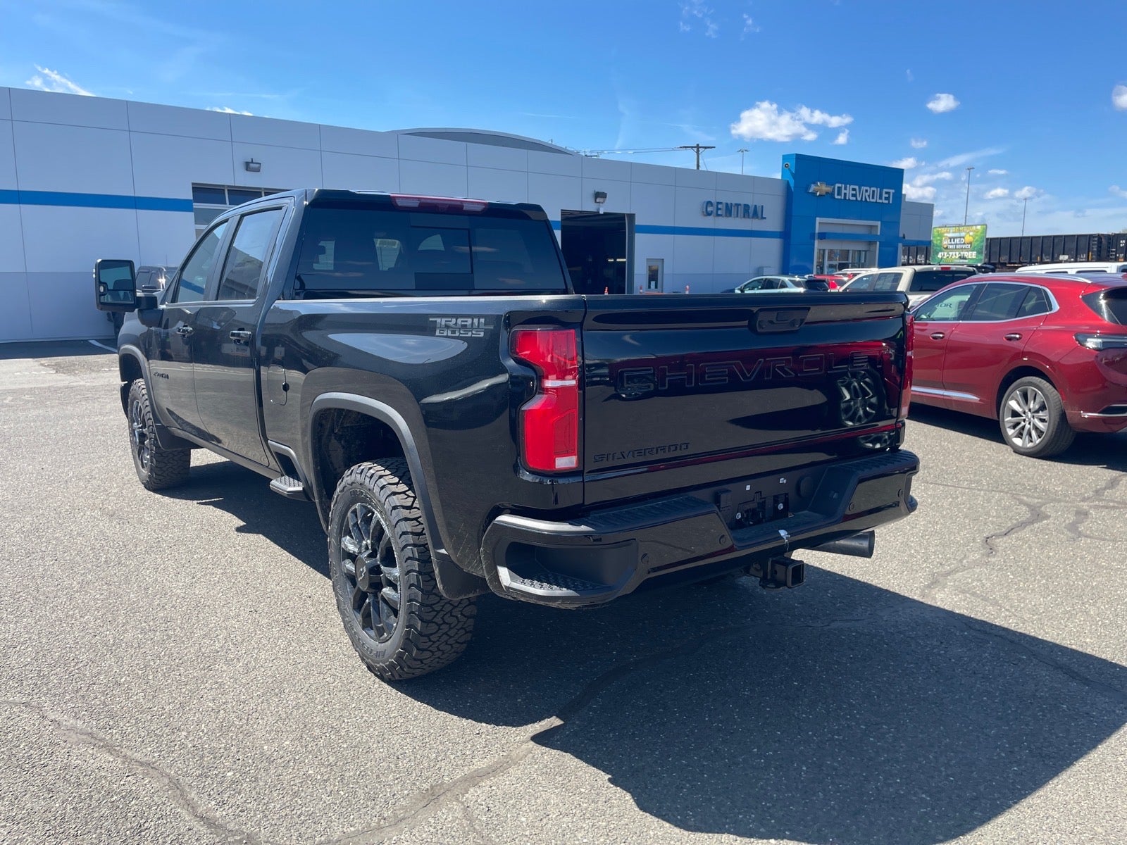 View vehicle photo 4