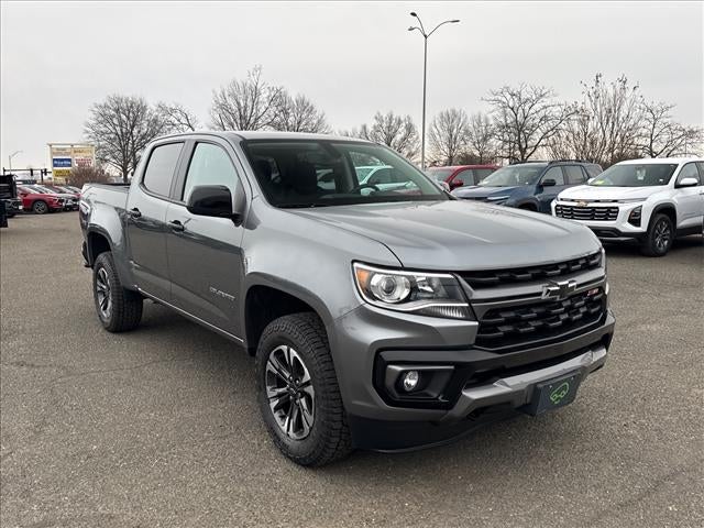 View vehicle photo 7