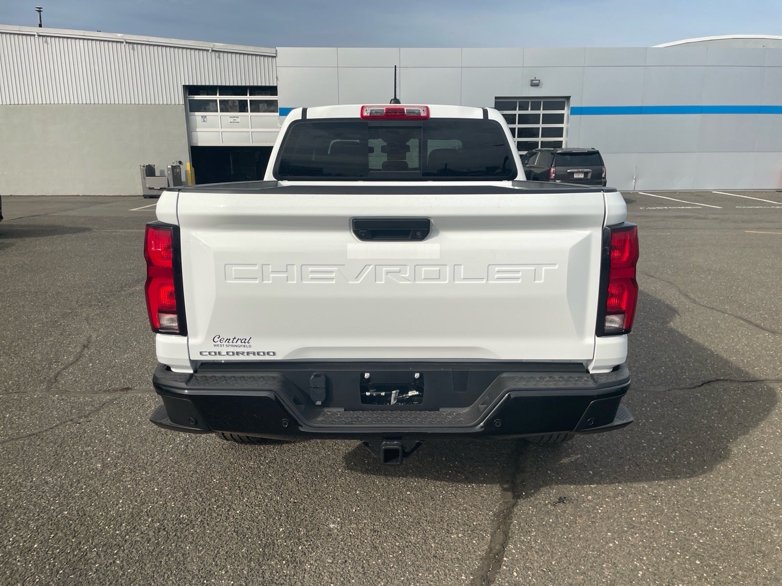 View vehicle photo 4