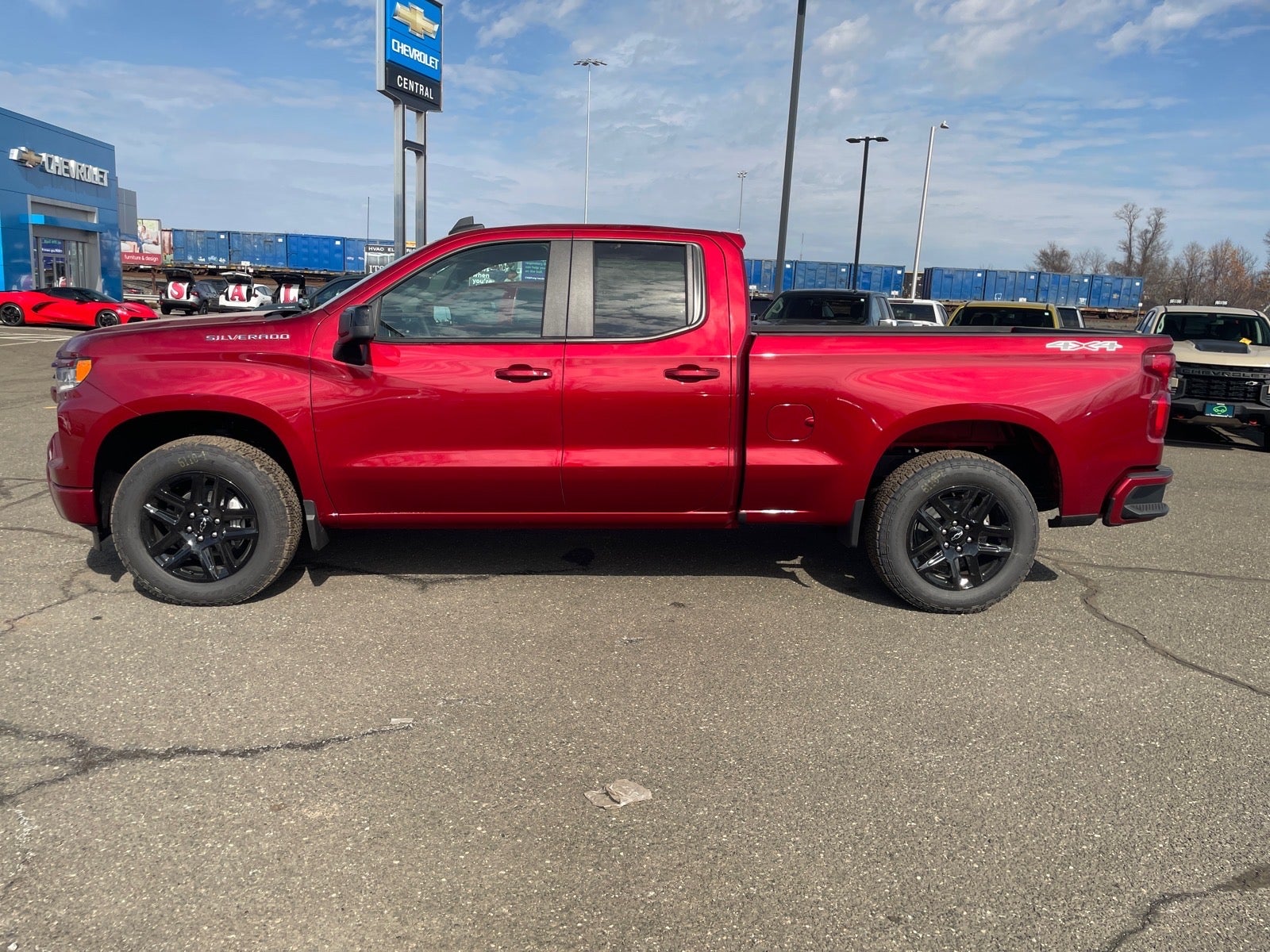 View vehicle photo 2