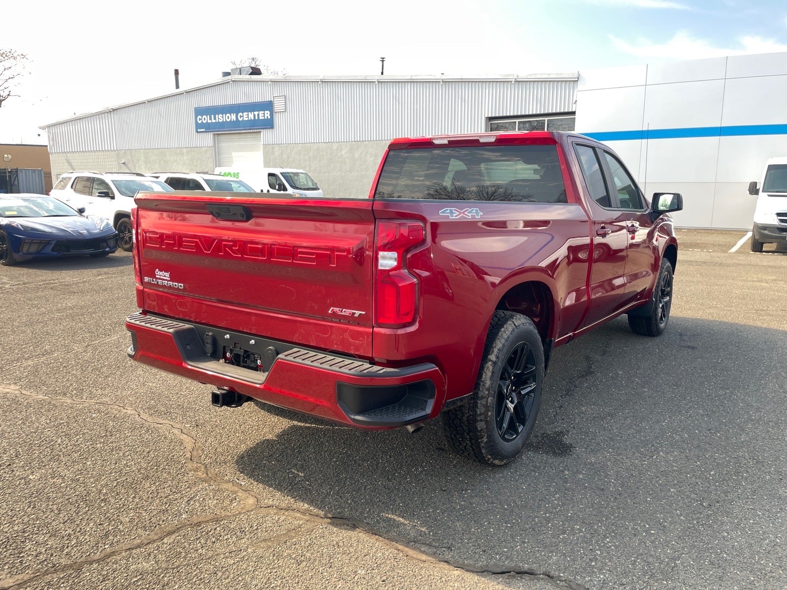 View vehicle photo 5