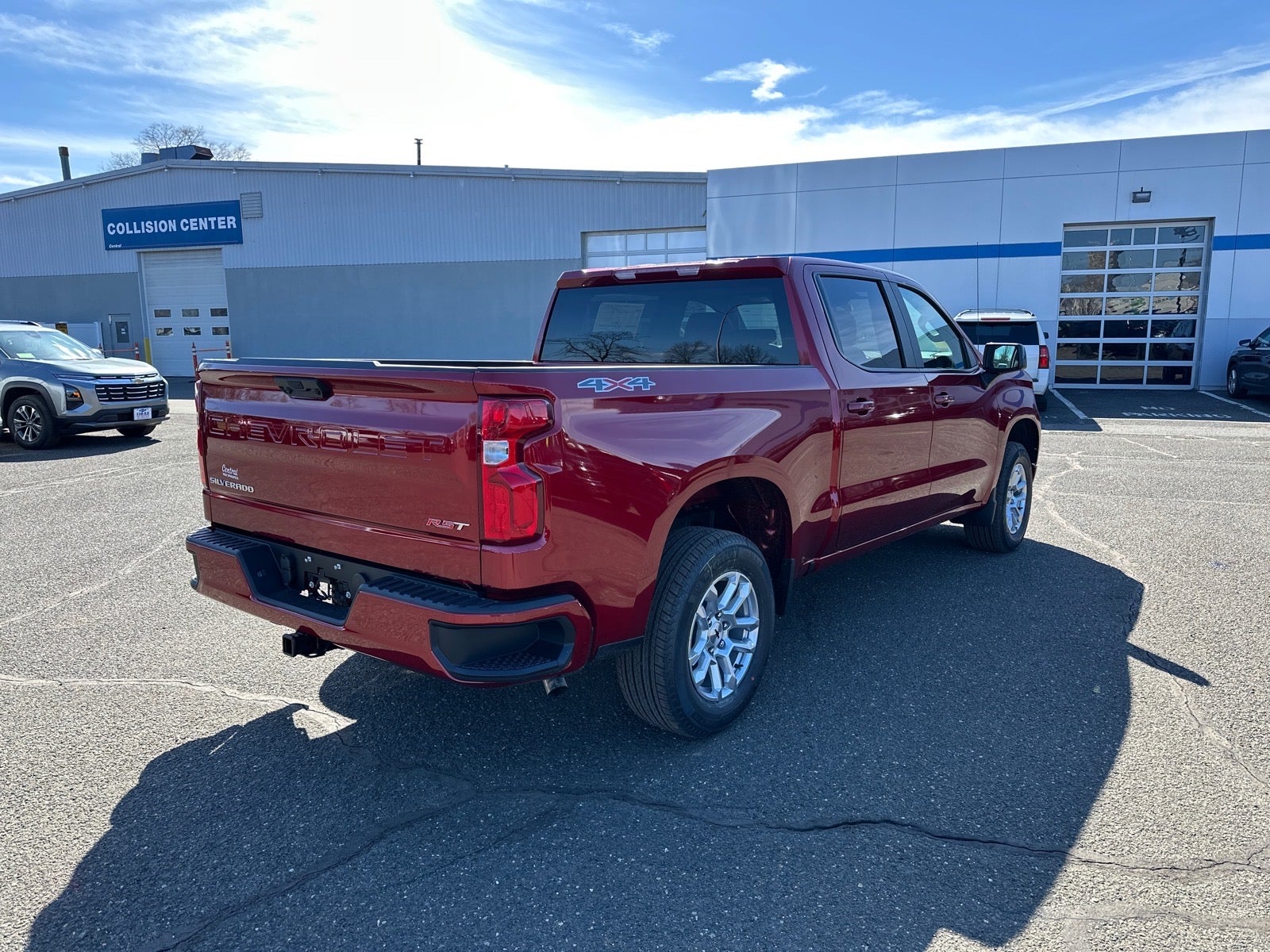 View vehicle photo 5