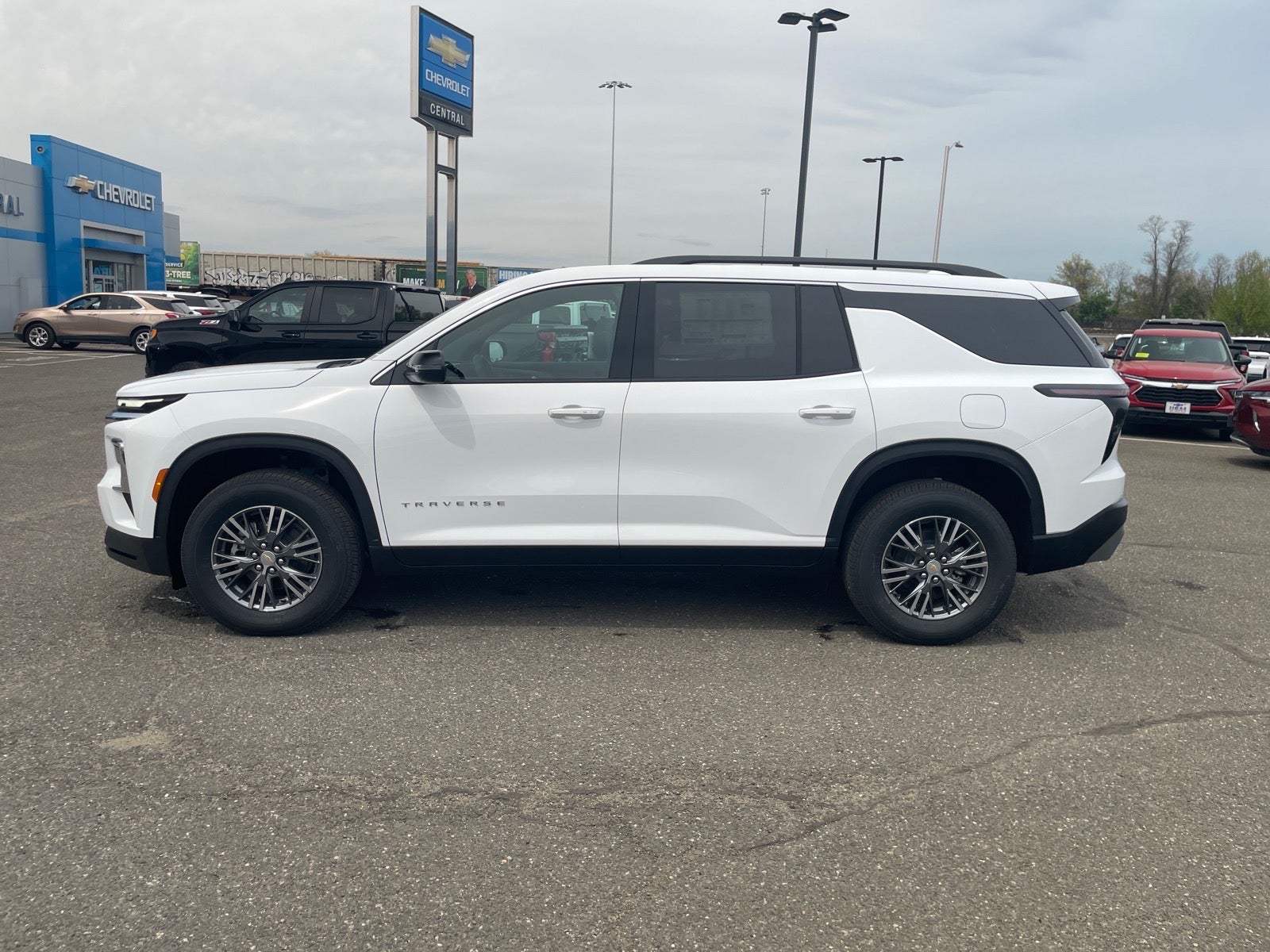 View vehicle photo 2