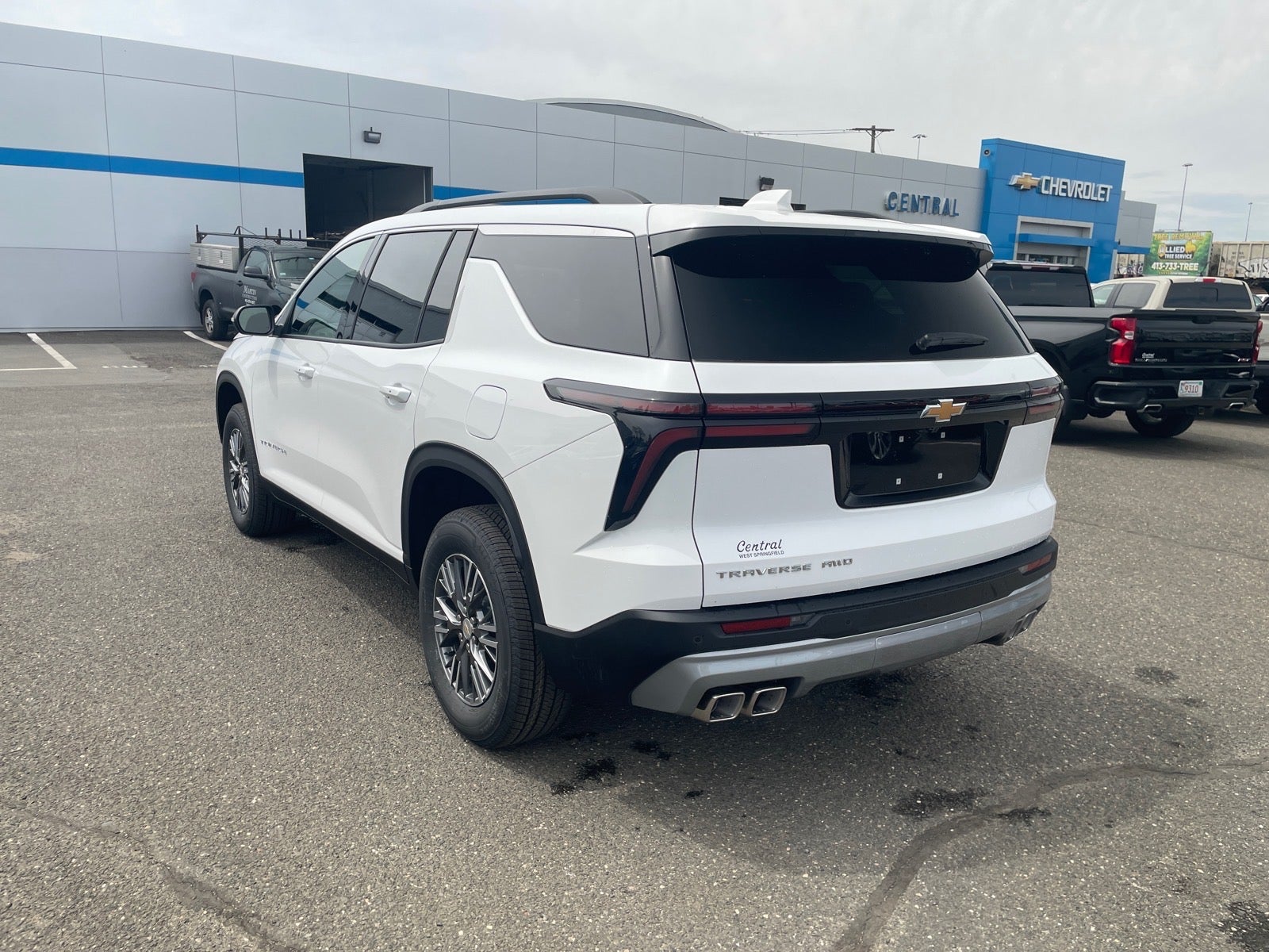 View vehicle photo 4