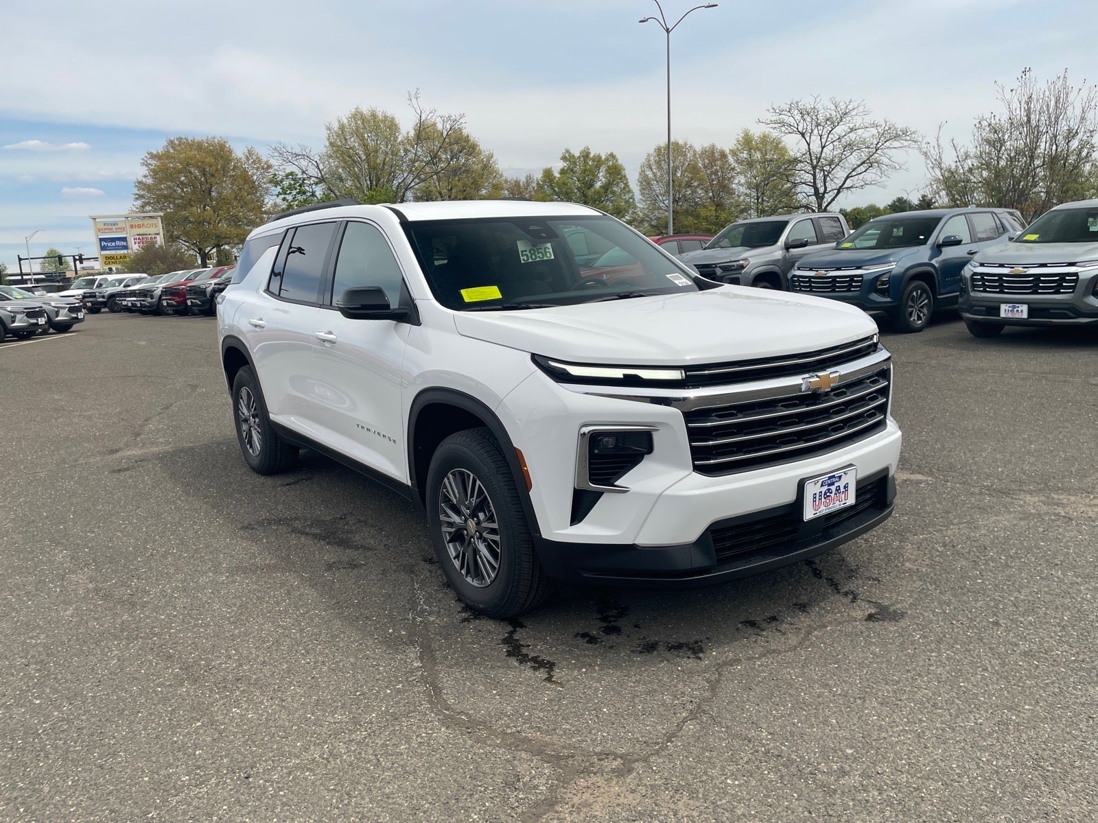 View vehicle photo 7