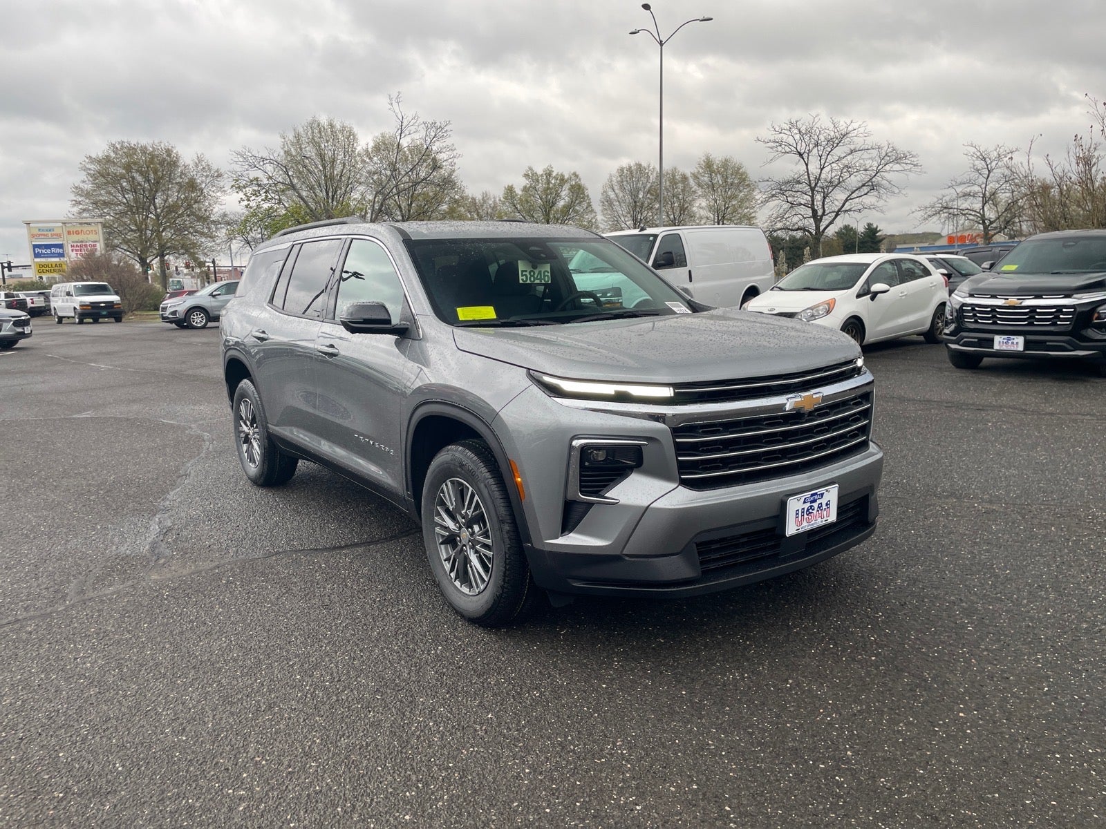 View vehicle photo 7