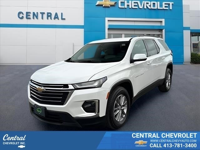 White (Iridescent Pearl Tricoat) 2023 Chevrolet Traverse SUV / Crossover Four-Wheel Drive Automatic