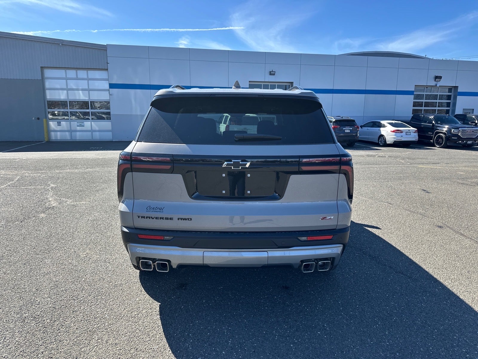 View vehicle photo 4