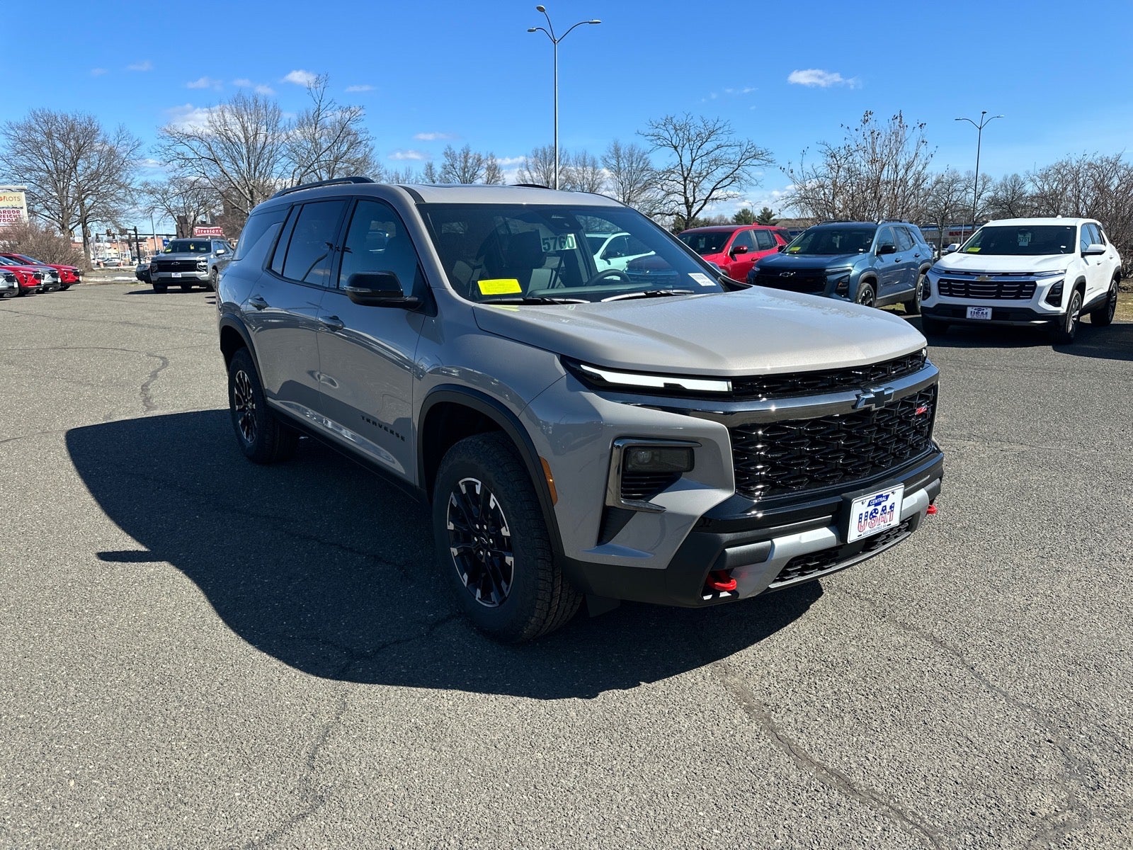 View vehicle photo 7