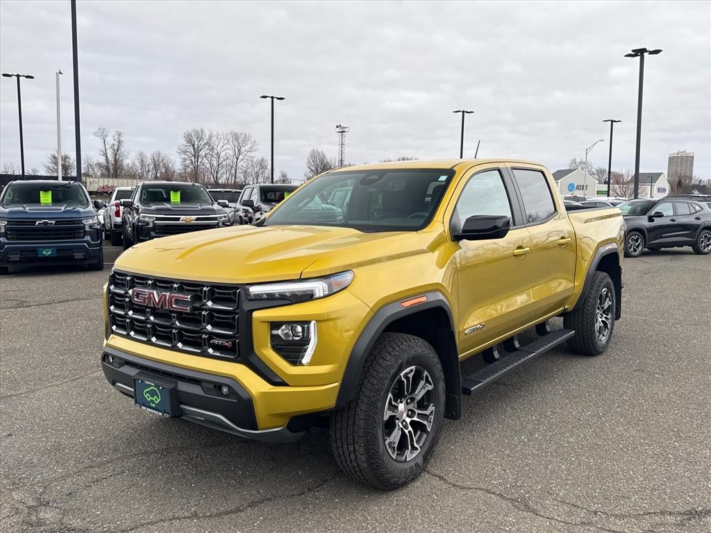 2024 GMC Canyon AT4 Crew Cab 4WD