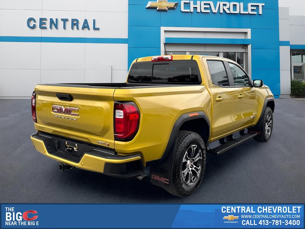 View vehicle photo 5