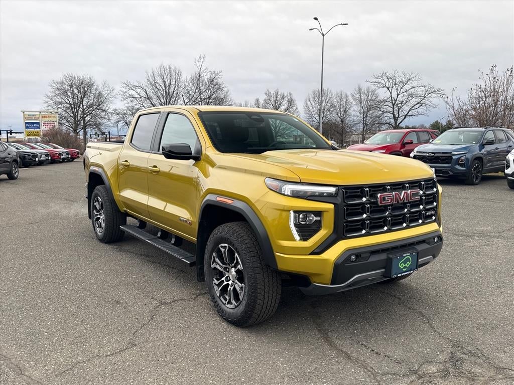 View vehicle photo 7