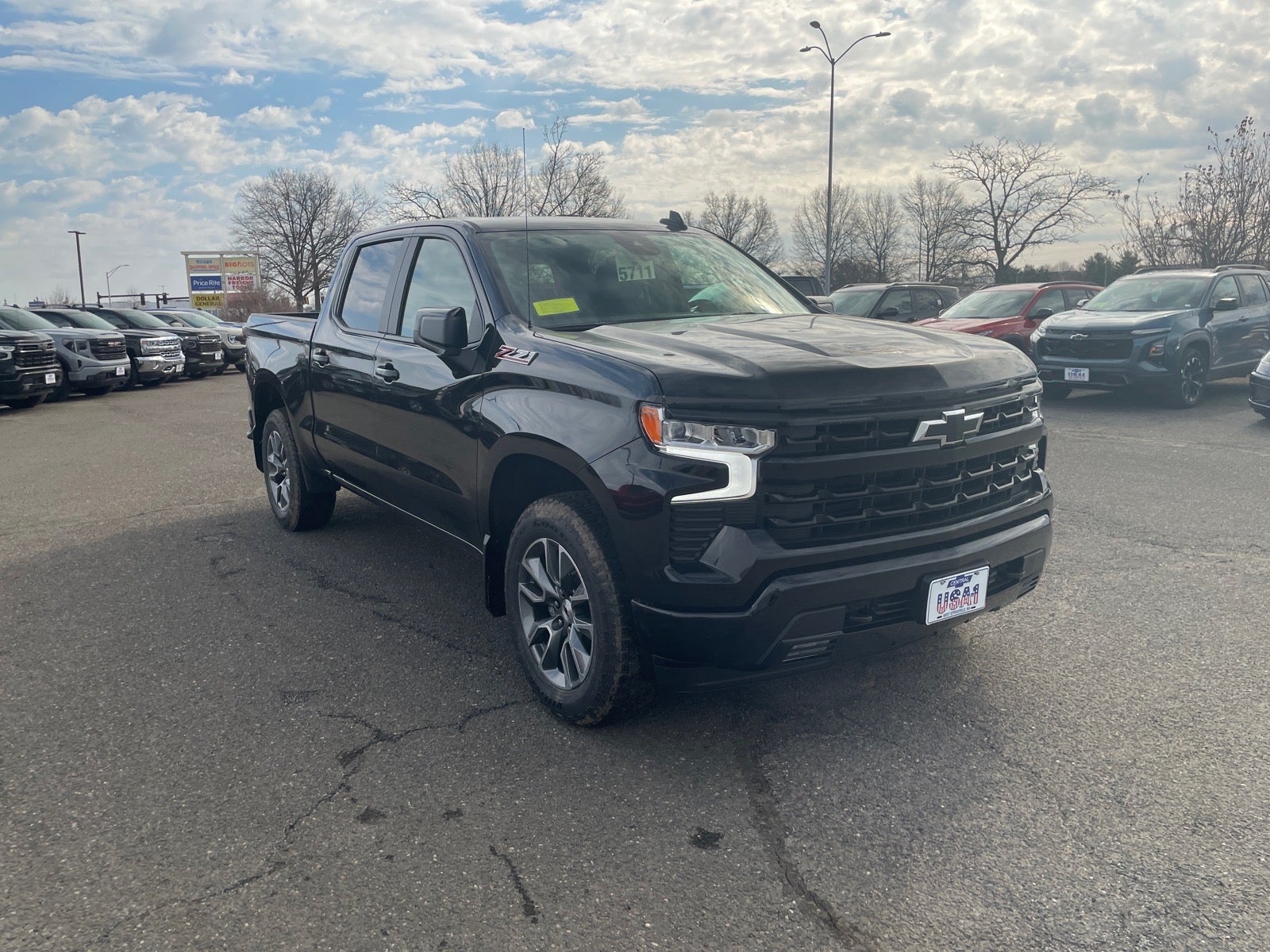 View vehicle photo 7