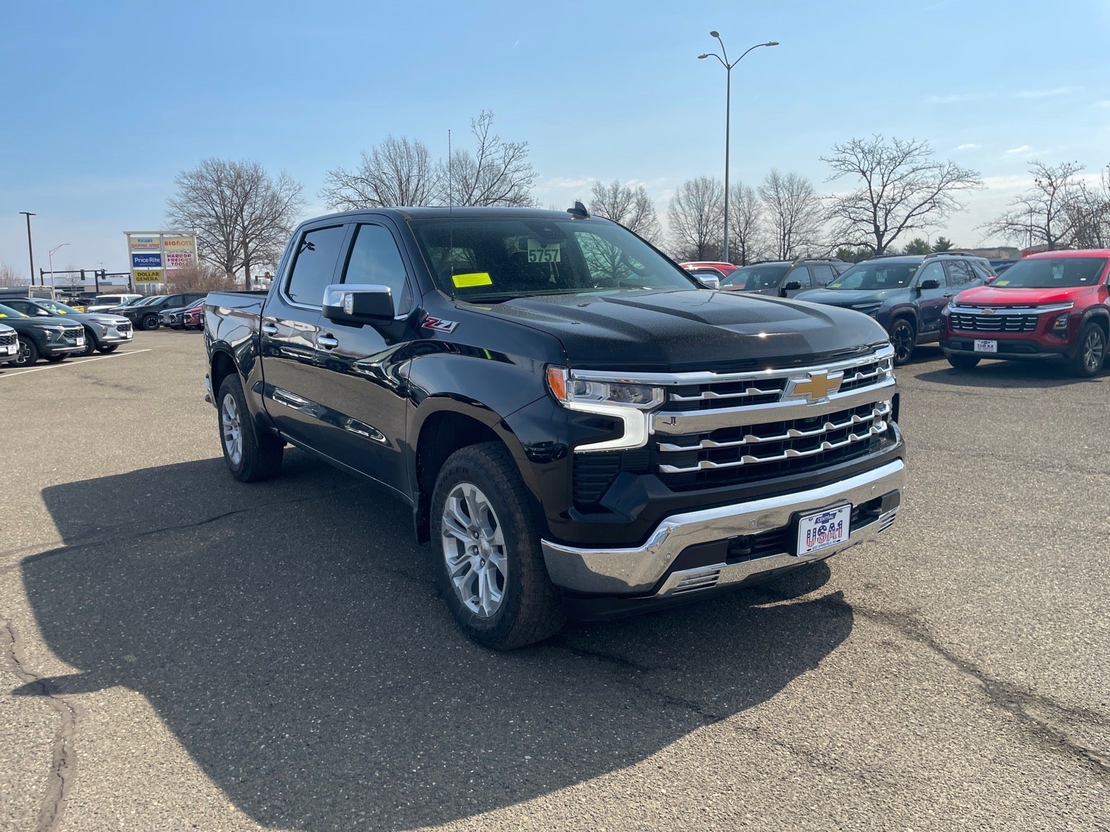 View vehicle photo 7