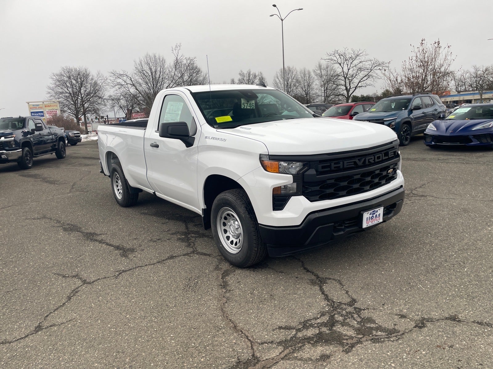 View vehicle photo 6