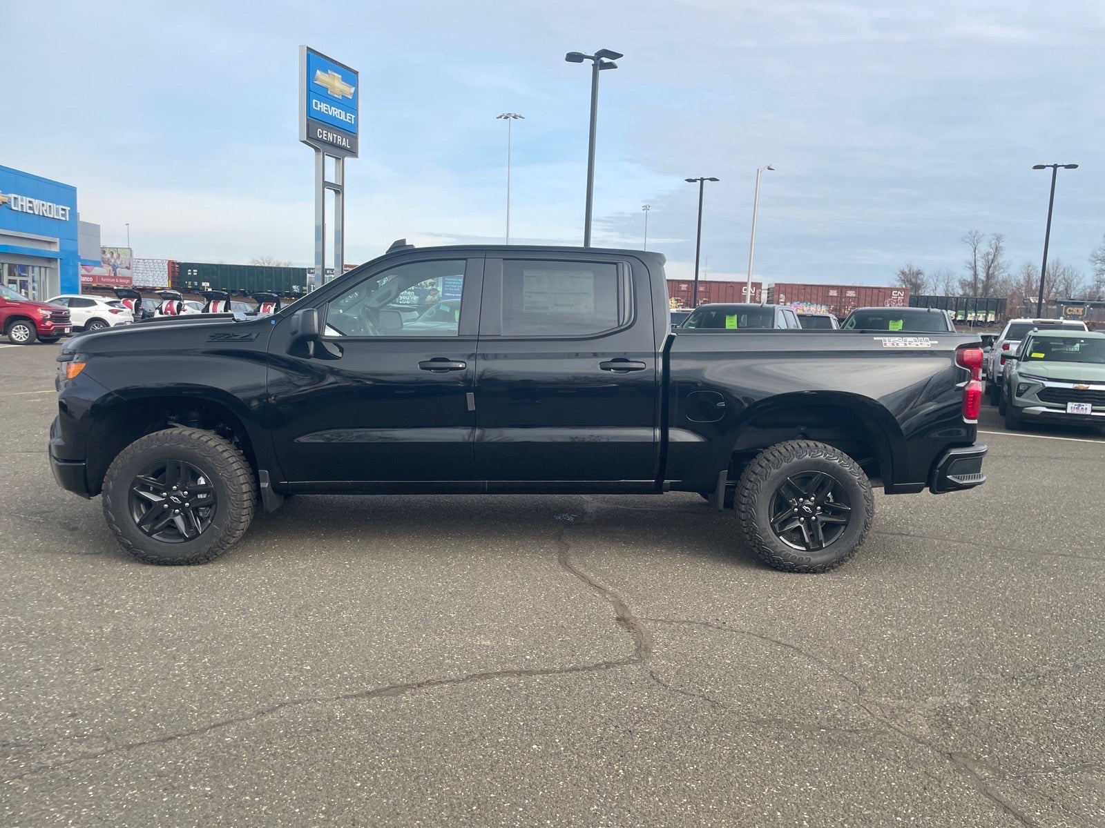 View vehicle photo 2