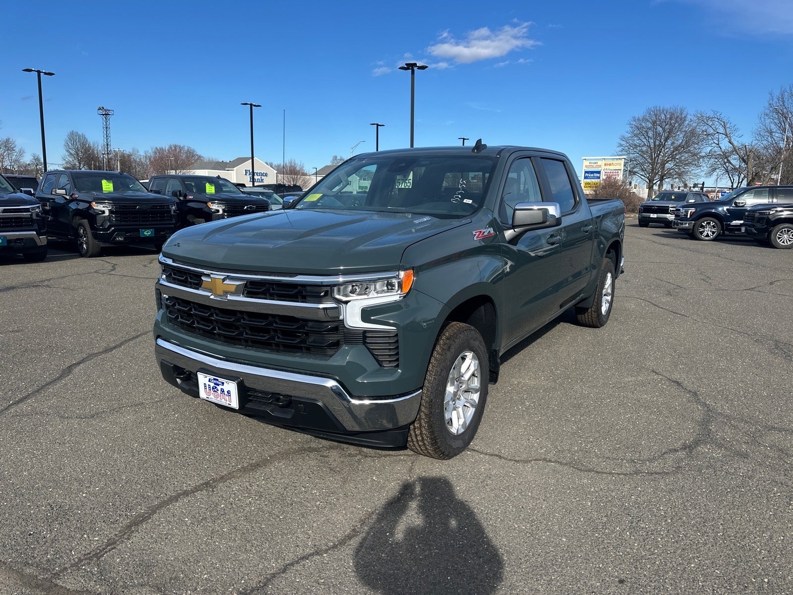 2026 Chevrolet Silverado 1500 LT Crew Cab 4WD